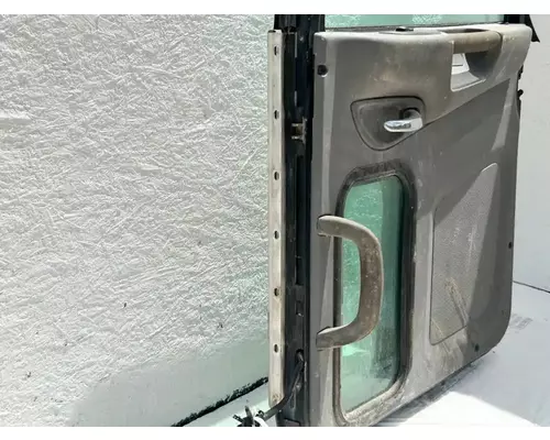 Peterbilt 365 Door Assembly, Front