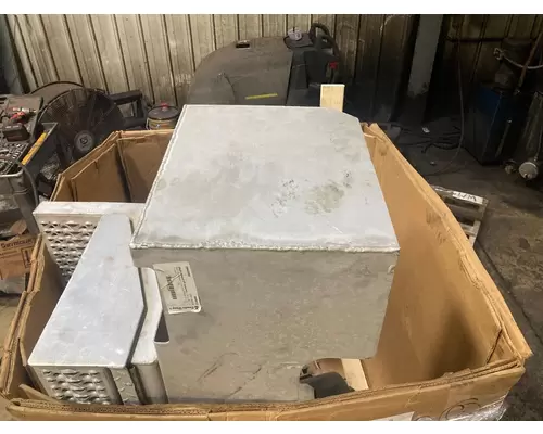 Peterbilt 365 Exhaust DPF Assembly