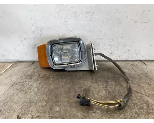 Headlamp Assembly PETERBILT 365 Frontier Truck Parts