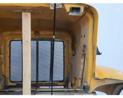 Peterbilt 365 Hood