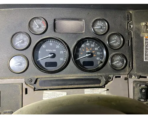 Peterbilt 365 Instrument Cluster