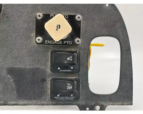 Peterbilt 365 Instrument Cluster