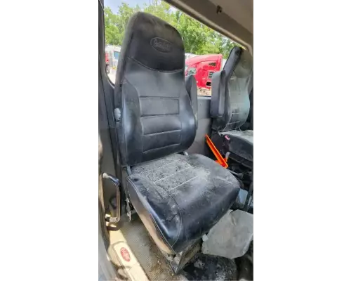 Seat, Front Peterbilt 365 Complete Recycling