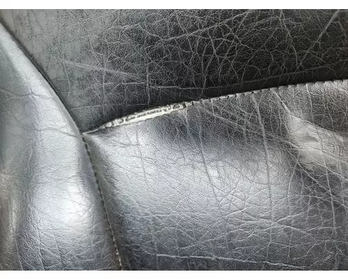 Peterbilt 365 Seat, Front