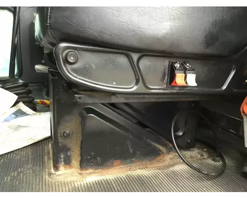 Peterbilt 365 Seat (Air Ride Seat)