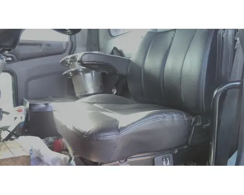 Seat, Front PETERBILT 365 LKQ Heavy Truck - Goodys