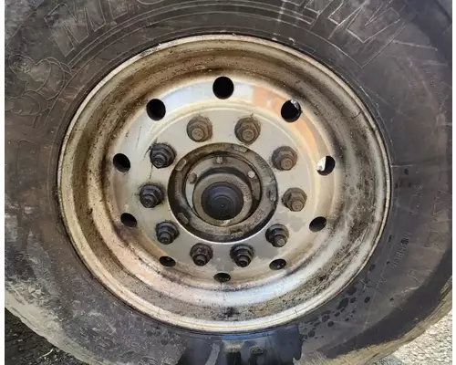 Peterbilt 365 Spindle  Knuckle, Front