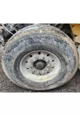 Peterbilt 365 Spindle / Knuckle, Front