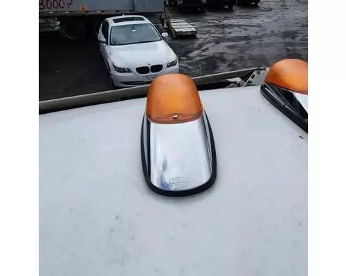 Peterbilt 365 Tail Lamp