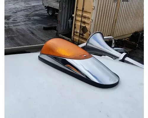 Peterbilt 365 Tail Lamp
