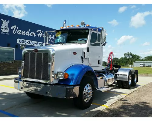 Peterbilt 365 Truck