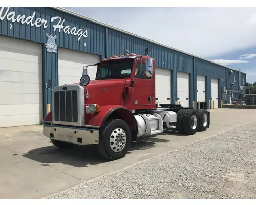 Peterbilt 365 Truck