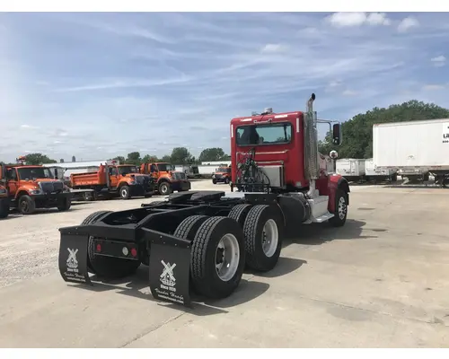Peterbilt 365 Truck