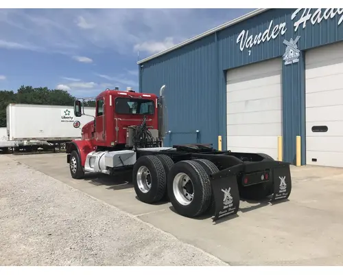Peterbilt 365 Truck