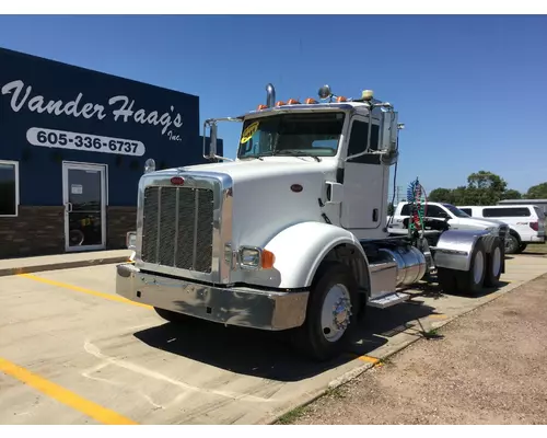 Peterbilt 365 Truck