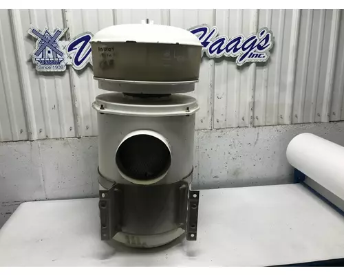 Peterbilt 367 Air Cleaner