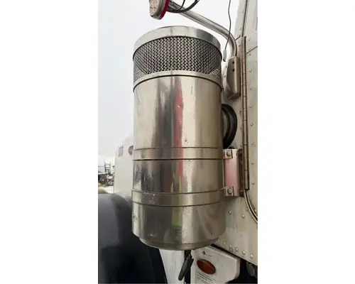 Peterbilt 367 Air Cleaner