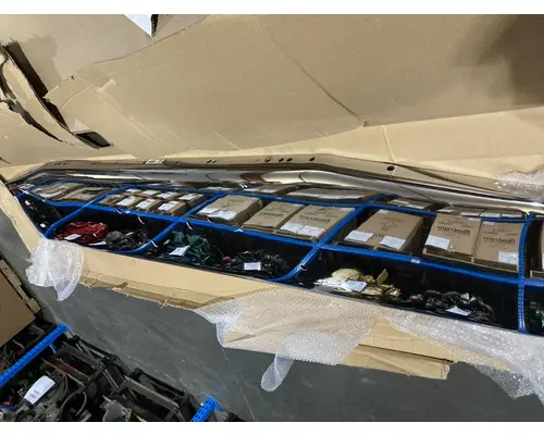 Peterbilt 367 Bumper Assembly, Front