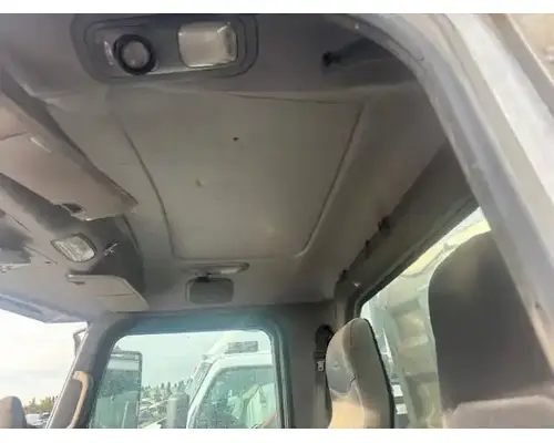 Cab Peterbilt 367 Holst Truck Parts