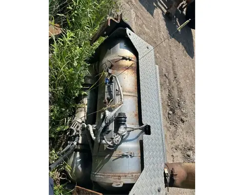 Peterbilt 367 DPF (Diesel Particulate Filter)