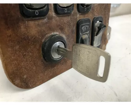 Peterbilt 367 Dash Assembly