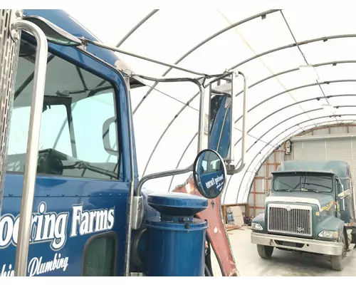 Peterbilt 367 Door Mirror