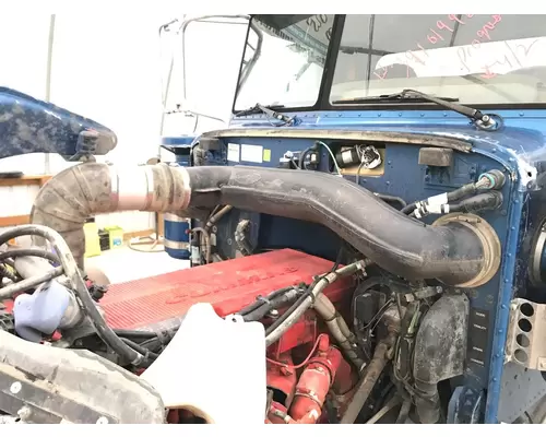 Peterbilt 367 Engine Misc. Parts