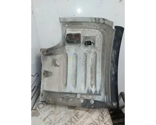 Peterbilt 367 Fender Extension