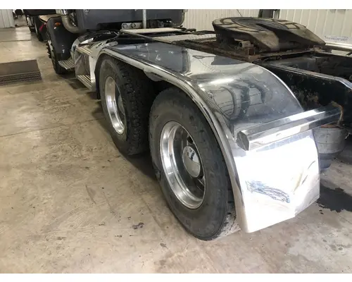 Peterbilt 367 Fender