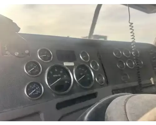 Peterbilt 367 Instrument Cluster