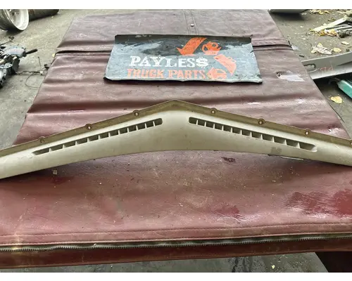 Interior Parts, Misc. PETERBILT 367 Payless Truck Parts