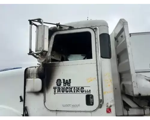 Peterbilt 367 Mirror (Side View)