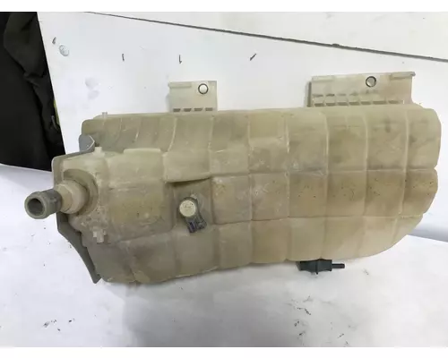 Peterbilt 367 Radiator Overflow Bottle  Surge Tank