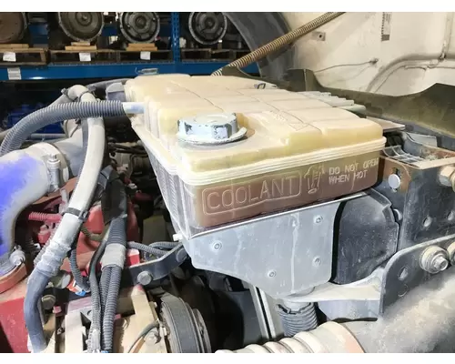 Peterbilt 367 Radiator Overflow Bottle  Surge Tank