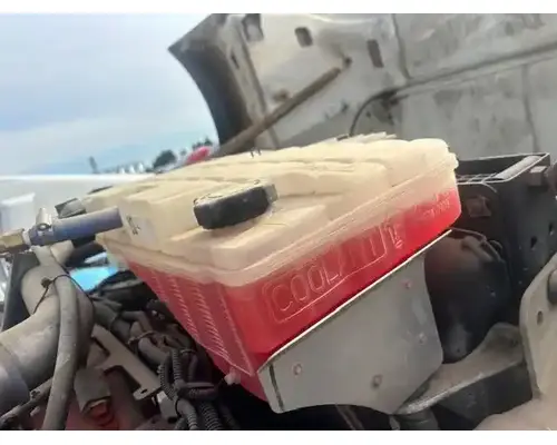 Radiator Overflow Bottle Peterbilt 367 Holst Truck Parts
