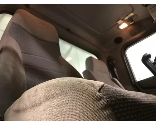 Seat, Front Peterbilt 367 Vander Haags Inc WM