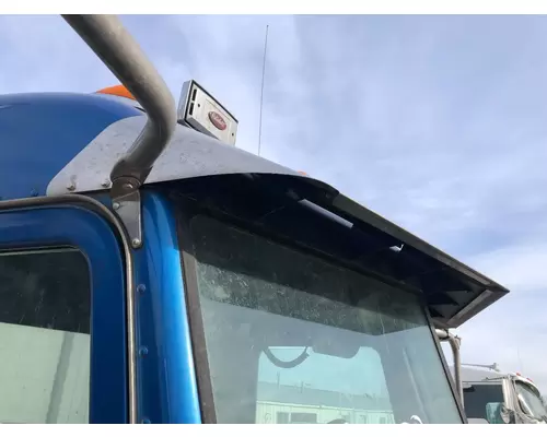 Peterbilt 367 Sun Visor (Exterior)