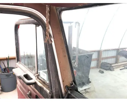 Interior Parts, Misc. Peterbilt 375 Vander Haags Inc Cb