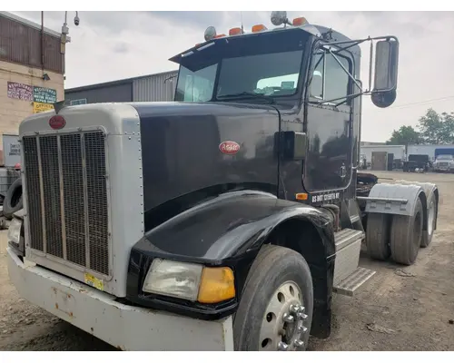 Peterbilt 375 Cab