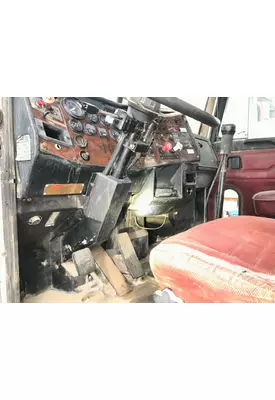 Peterbilt 375 Dash Assembly