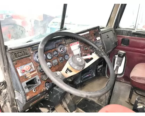 Peterbilt 375 Dash Assembly