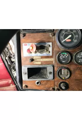 Peterbilt 375 Dash Assembly