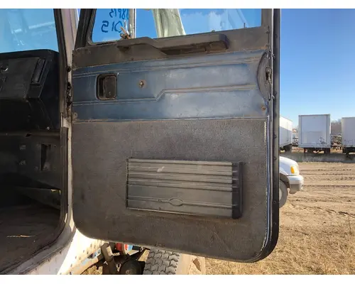 Peterbilt 375 Door Assembly, Front