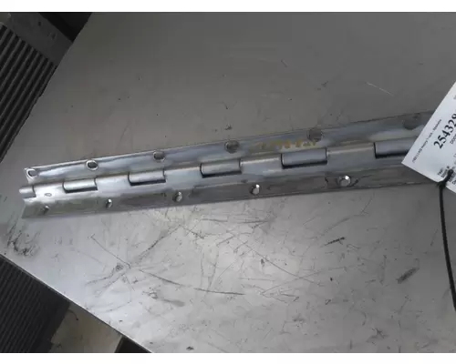 Door Hinge, Front PETERBILT 375 LKQ KC Truck Parts - Inland Empire