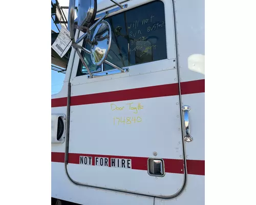 Peterbilt 376 Door Assembly, Front