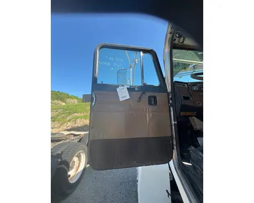 Door Assembly, Front Peterbilt 376 River City Truck Parts Inc.