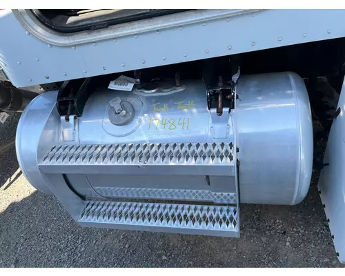 Peterbilt 376 Fuel Tank