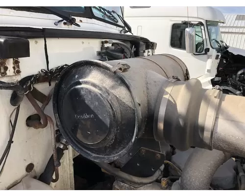 Peterbilt 377 Air Cleaner