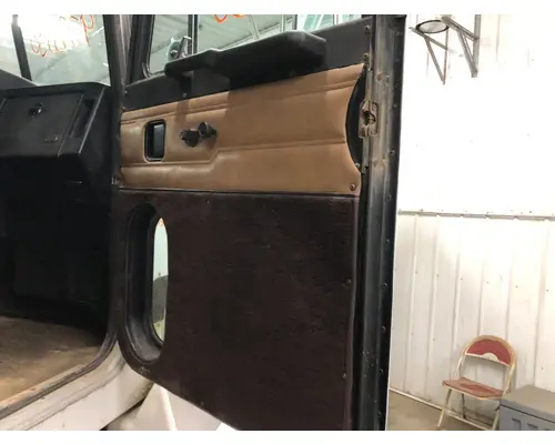 Peterbilt 377 Body, Misc. Parts