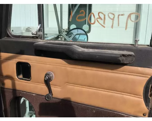 Peterbilt 377 Body, Misc. Parts